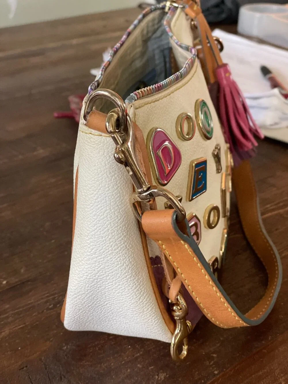 Dooney & Bourke lightweight design